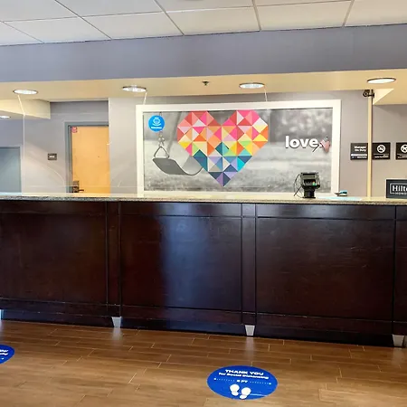 Hampton Inn Champaign/Urbana-2
